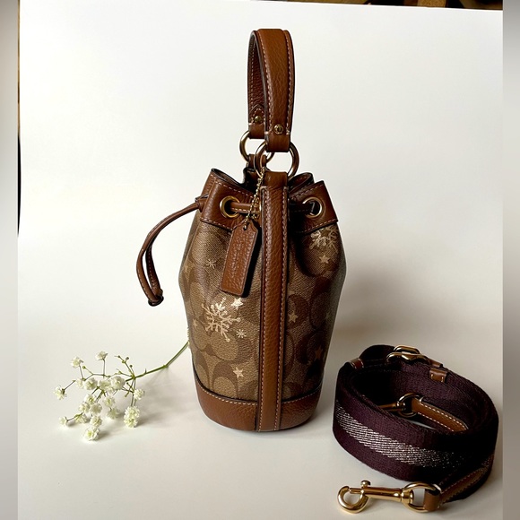 Authentic Coach Mini Dempsey Bucket - Picture 4 of 8